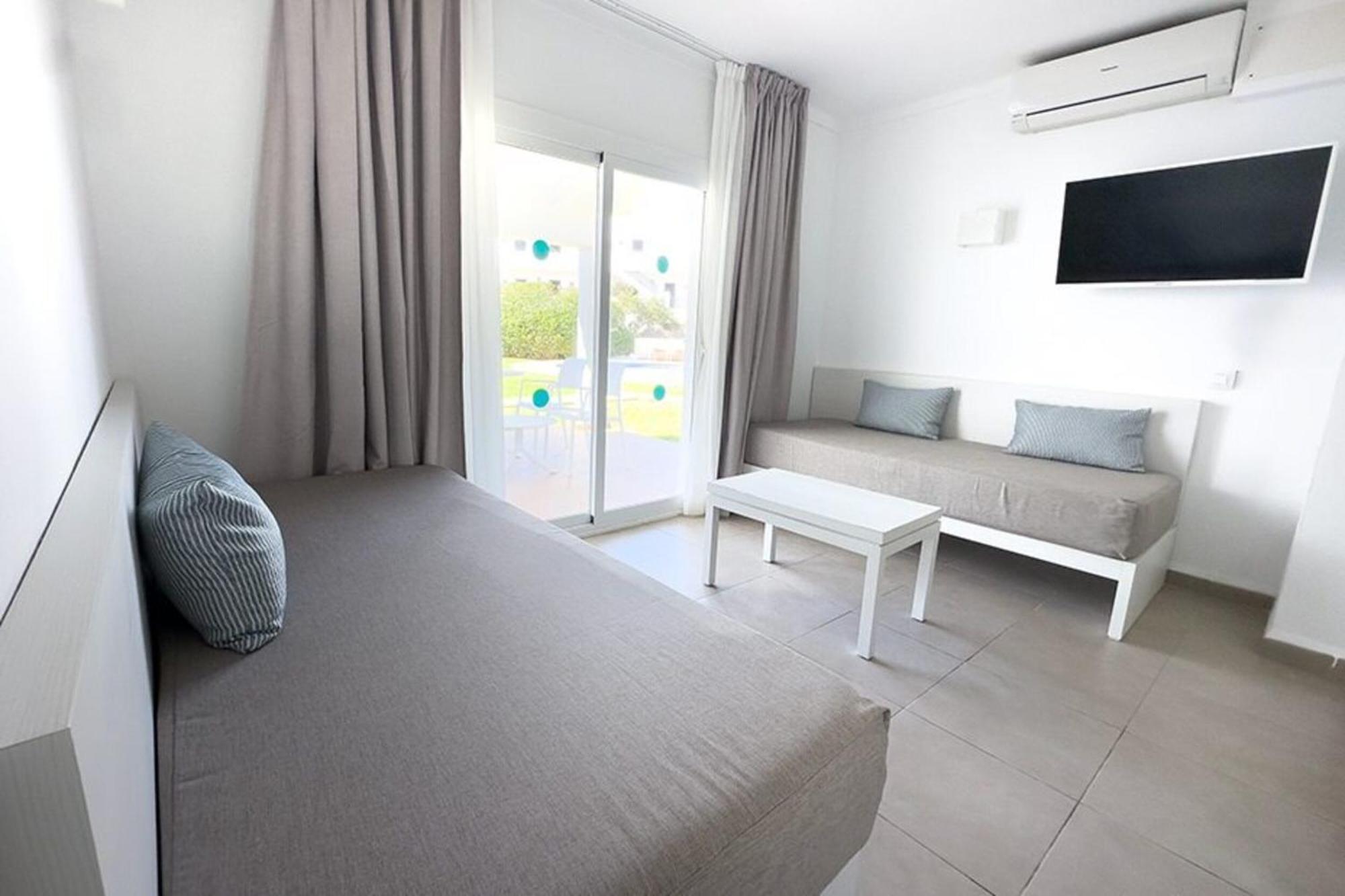 Bluesea Ses Cases D'or Aparthotel 4*